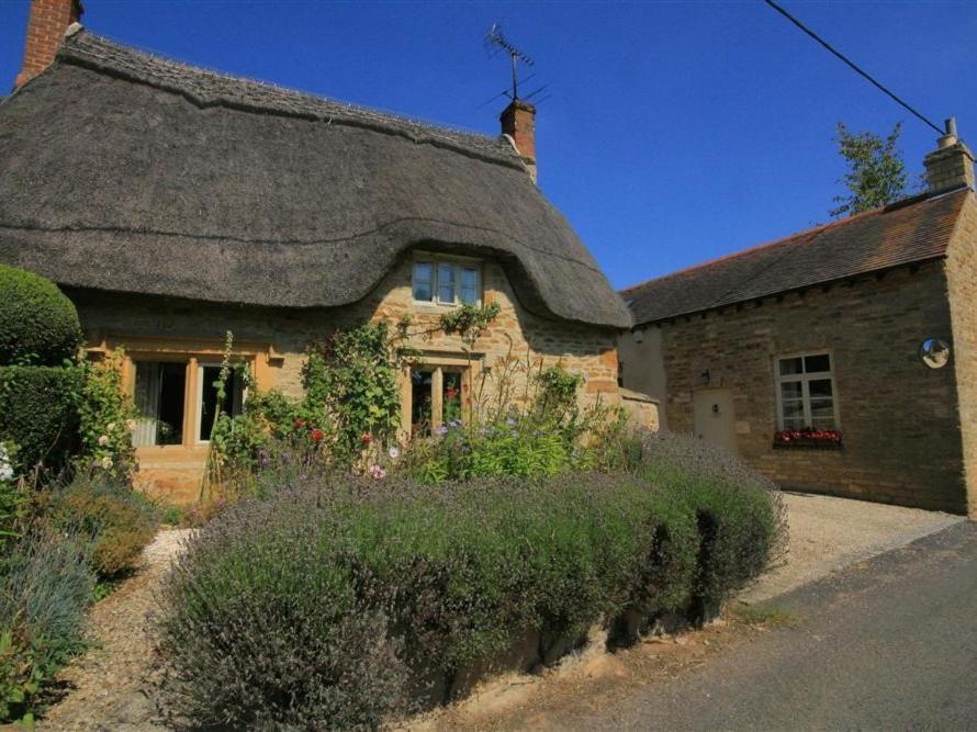 The Old Reading Room Stow-on-the-Wold Exterior photo